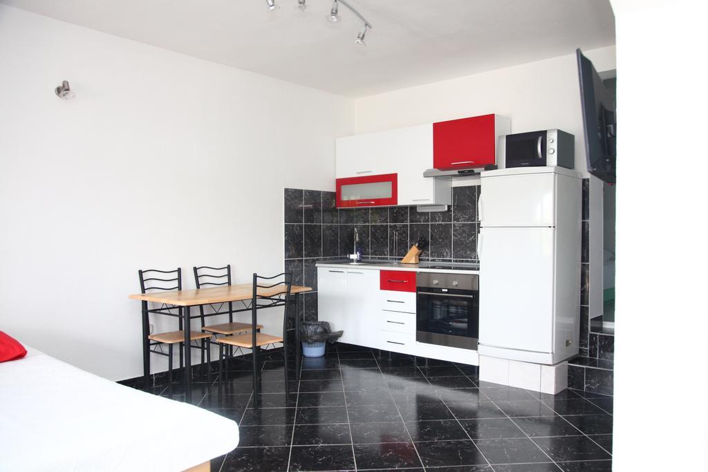 Villa Gorica Apartments Ražanj Εξωτερικό φωτογραφία